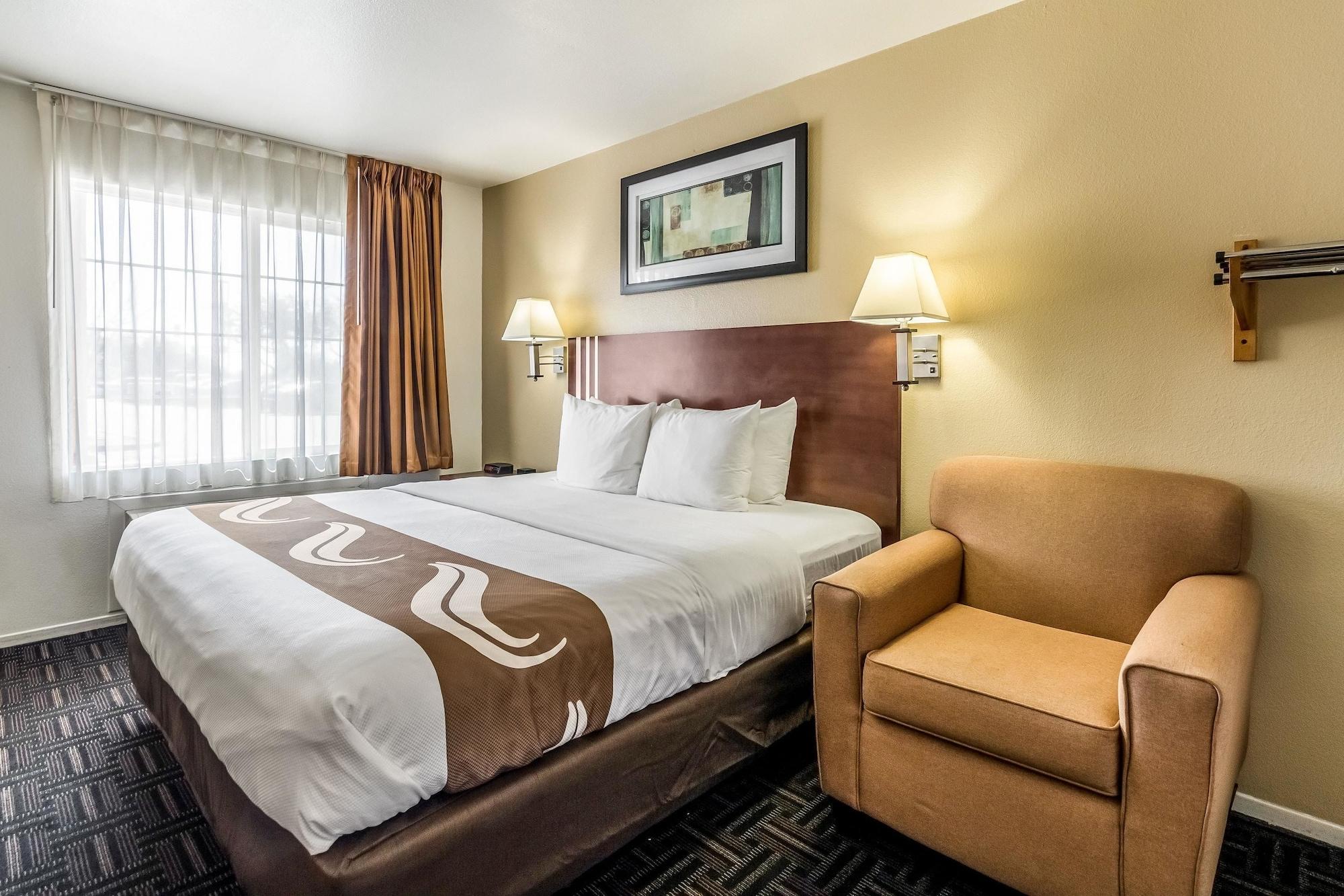 Quality Inn Fresno Near University Екстериор снимка
