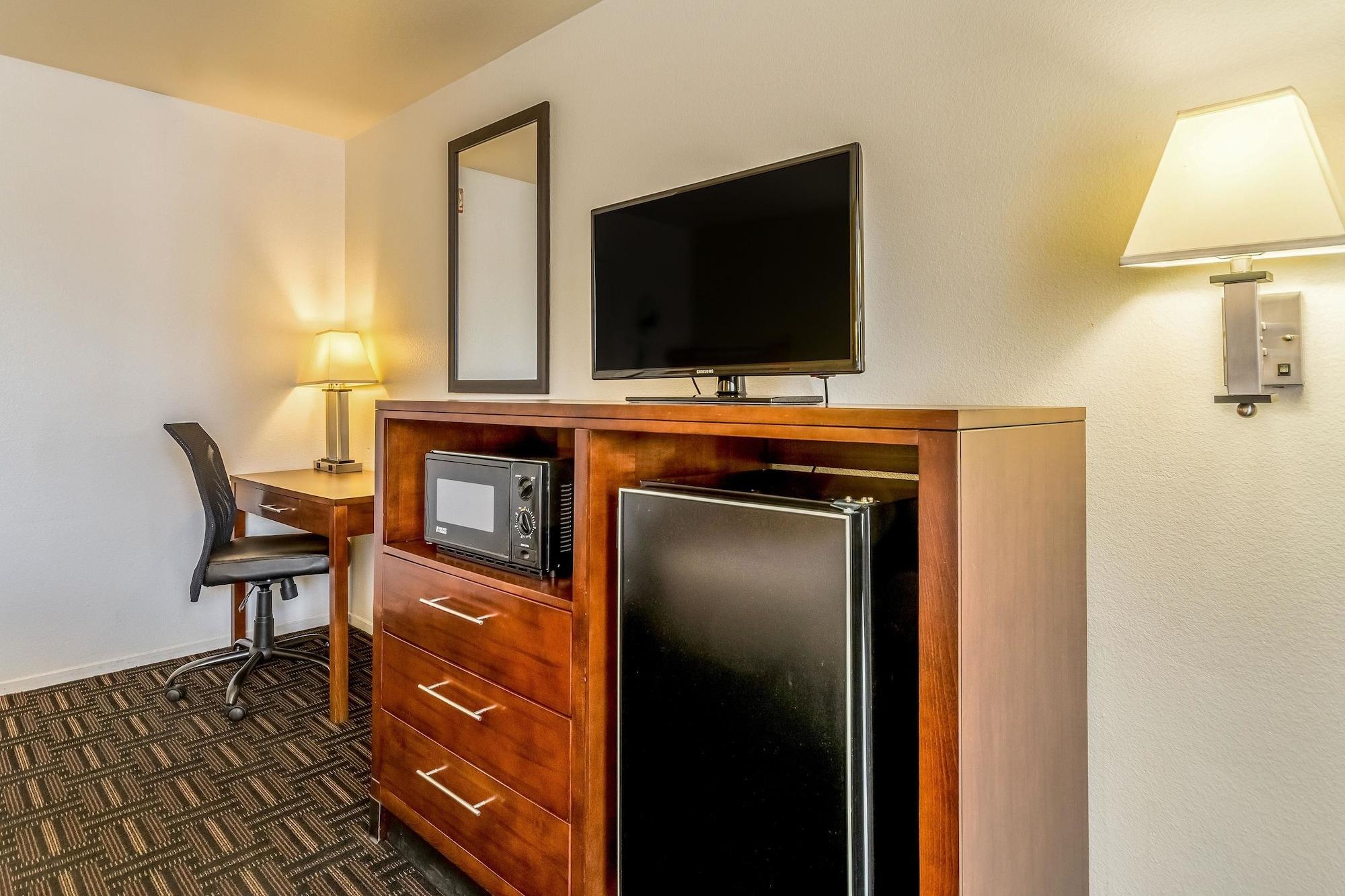Quality Inn Fresno Near University Екстериор снимка