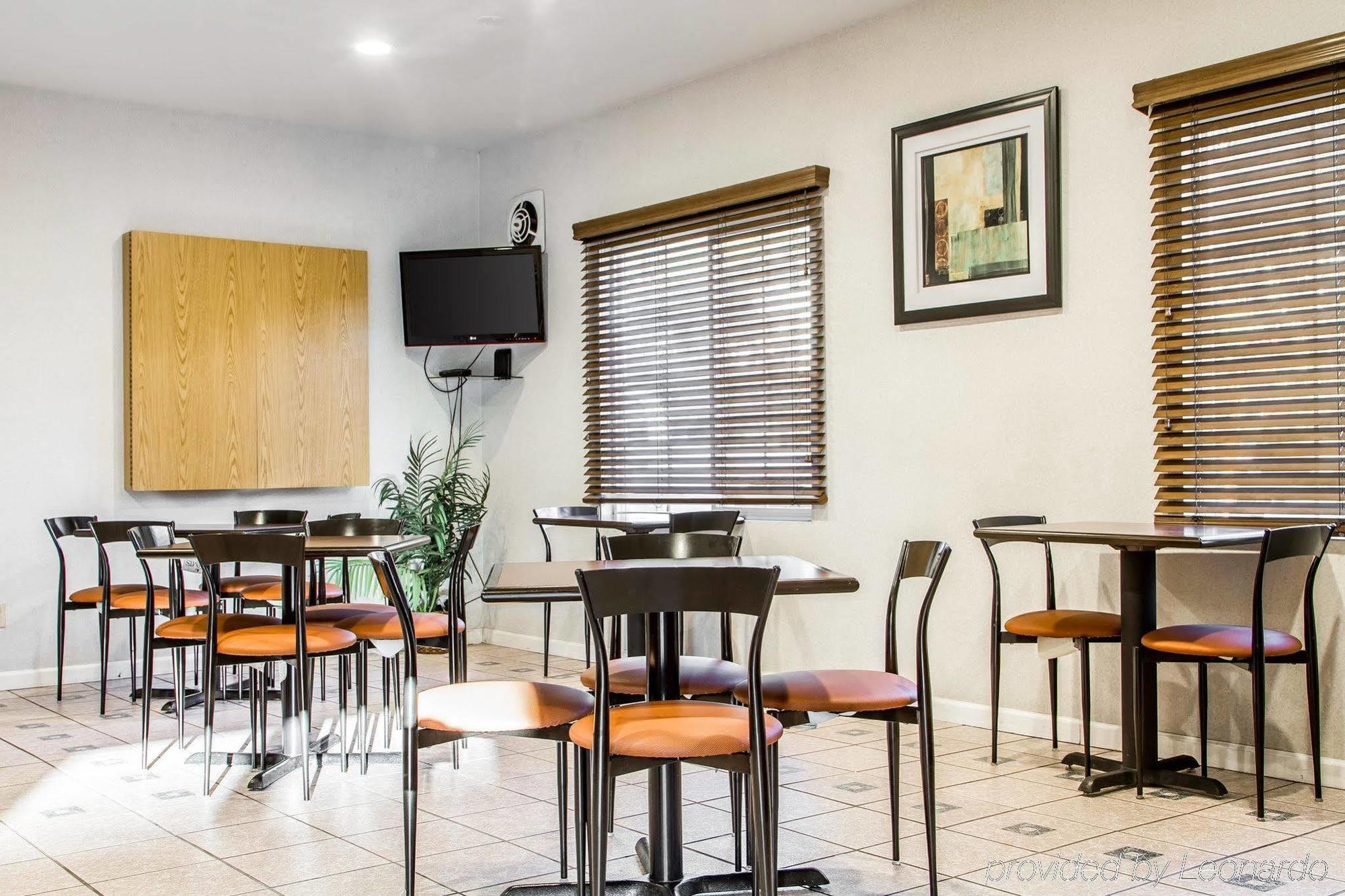 Quality Inn Fresno Near University Екстериор снимка